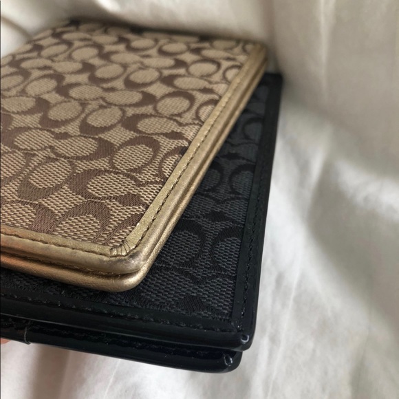 Coach Signature Passport Holder Bundle - Picture 7 of 8